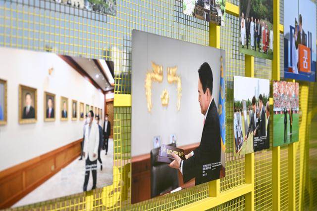 2023년 6월 9일 서울 용산구 용산어린이정원 잔디마당에서 개최된 특별 사진전 모습. 대통령실 제공