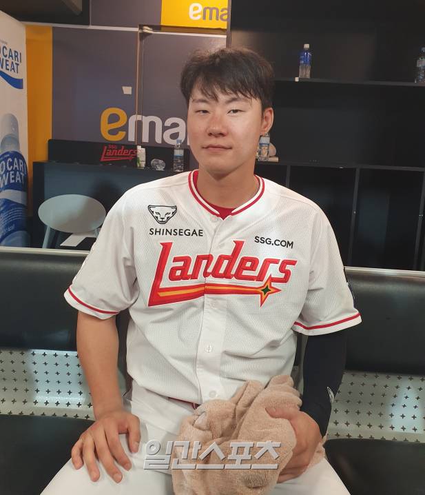 26일 인천 KIA전에서 데뷔 첫 연타석 홈런을 터트린 류효승. 인천=배중현 기자