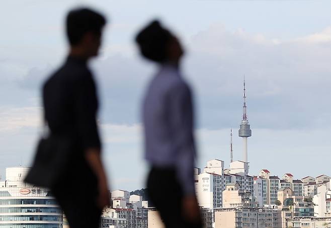 상속세 부담과 노란봉투법 시행 우려로 중소기업 창업자들이 가업 승계와 기업 유지에 위기감을 느끼고 있다. 사진은 기사와 무관 [사진 = 연합뉴스]