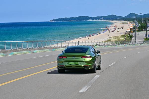 벤틀리 컨티넨탈 GT 스피드