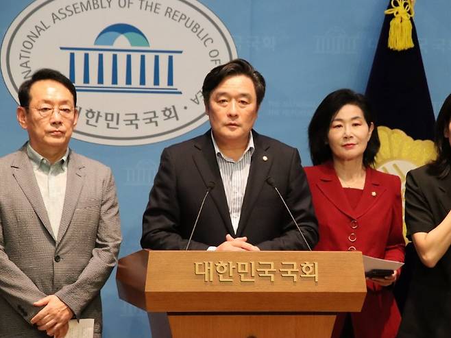 정동만 부산시당 위원장. 의원실 제공