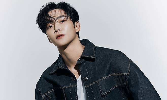 SF9 출신 배우 로운. FNC엔터테인먼트 제공