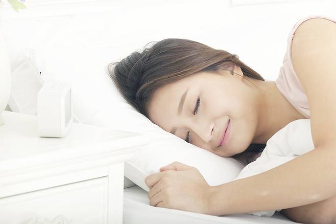 잠이 부족하거나 만성 스트레스가 쌓이면 활성산소가 과도하게 발생해 항산화 작용이 무력화된다. [사진= 게티이미지뱅크]