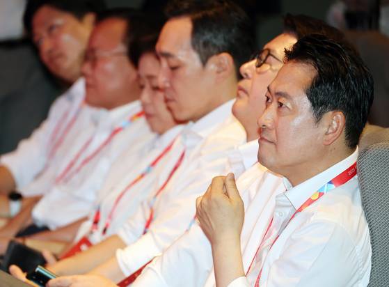 국민의힘 장동혁 대표가 28일 인천국제공항공사 항공교육원에서 열린 2025 국민의힘 국회의원 연찬회에 참석해 있다. 연합뉴스