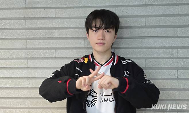 ‘케리아’ 류민석이 27일 오후 5시 서울 종로구 롤파크 LCK 아레나에서 열린 ‘2025 LCK’ 정규시즌 레전드 그룹 5라운드 한화생명e스포츠와 경기가 끝난 뒤 쿠키뉴스와 인터뷰하고 있다. 김영건 기자