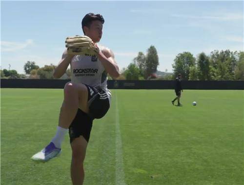 연습하는 손흥민. LAFC 홈페이지 영상 캡처.