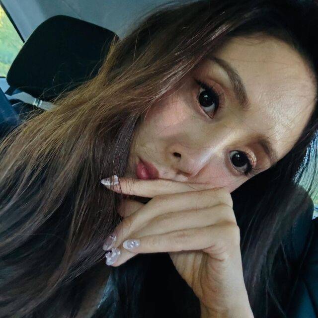 지나 / 소셜미디어