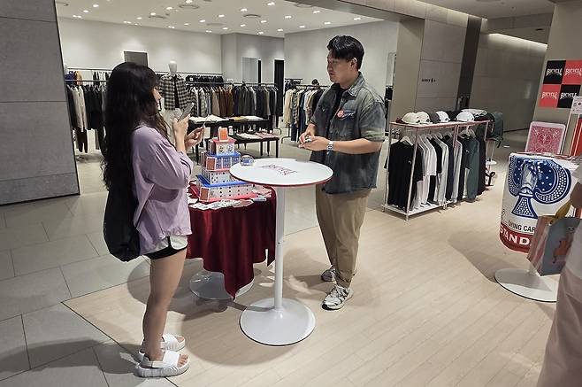 - 영상을 찍어도, 옆에서 봐도, 앞에서 봐도 전혀 모르겠다