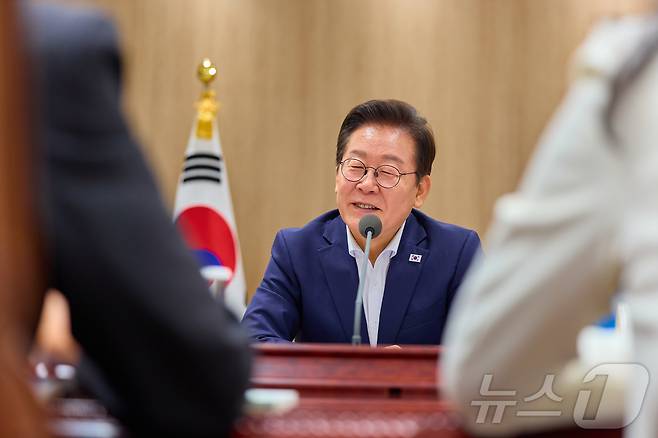 이재명 대통령이 지난 22일 서울 용산 대통령실 청사에서 열린 제1회 국가과학기술자문회의 전원회의에서 발언하고 있다. (이재명 대통령 SNS. 재판매 및 DB 금지) 2025.8.23/뉴스1 ⓒ News1 허경 기자