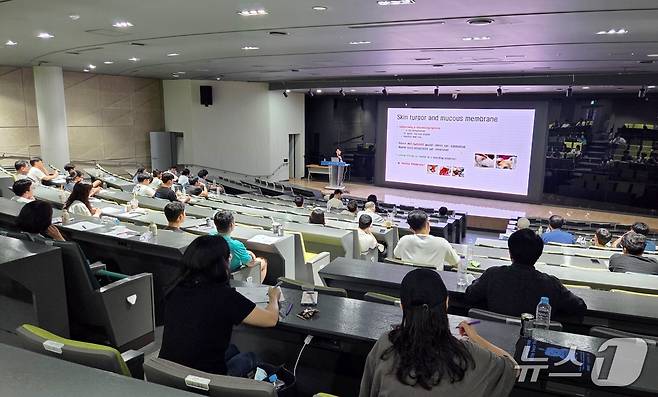 온누리동물메디컬센터는 28일 안산대학교에서 송중현 충남대 교수 초청 세미나를 진행했다. ⓒ 뉴스1 최서윤 기자