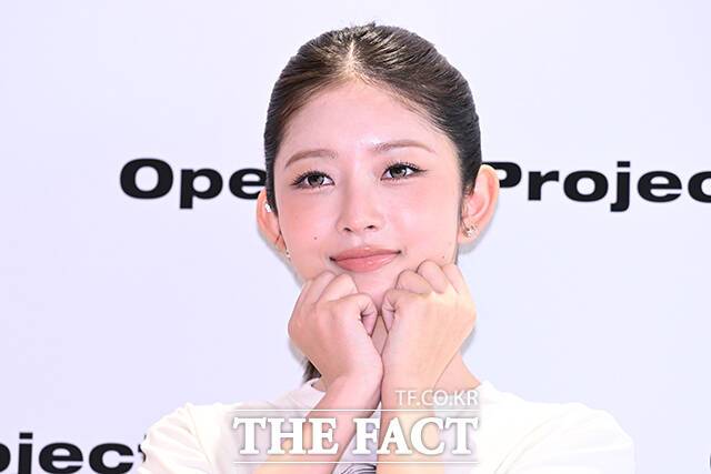 아이브 멤버 레이가 29일 방송되는 KBS2 '뮤직뱅크' 스페셜 MC로 출격한다. /서예원 기자