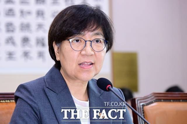 복지부는 137조6480억원 규모 내년 예산안이 국무회의에서 의결됐다고 29일 밝혔다. 지난해 예산 125조4909억원 대비 9.7% 증가했다. 사진은 지난 1일 오전 서울 여의도 국회에서 열린 법제사법위원회 전체회의에서 정은경 보건복지부 장관이 의원 질의에 답변하는 모습. /사진=남윤호 기자