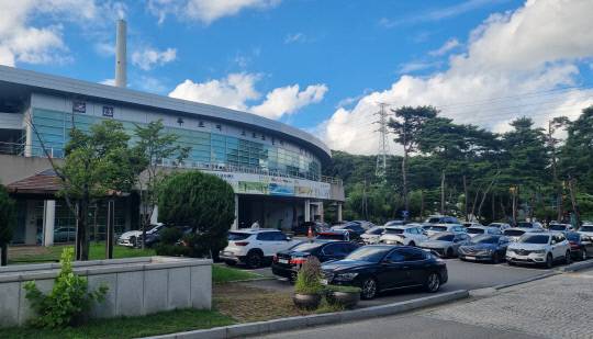 푸르미스포츠센터 주차장. 청주시 제공