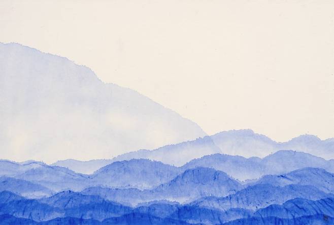 김민정, Blue Mountain, 2020, 한지에 수채, 75 × 110 cm
