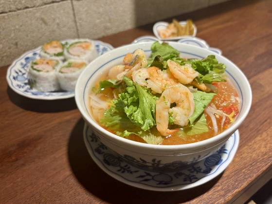 Abalone Cold Pho at Vietnamese diner Anhong Mao [LEE JIAN]