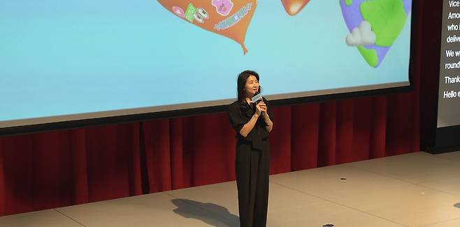 심혜영 아모레퍼시픽 인사조직실장(부사장)이 지난 27일 용산 본사에서 열린 ‘제16회 아모레퍼시픽 브랜드 챌린지’ 행사에서 격려의 말을 하고 있다. [아모레퍼시픽 제공]