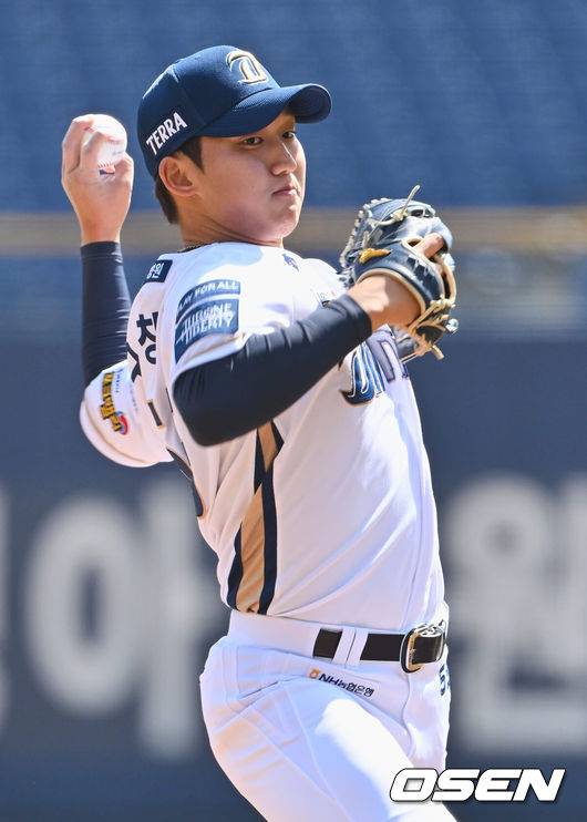 [OSEN=창원, 이석우 기자] 20일 창원 NC파크에서 2023 신한은행 SOL KBO리그 NC 다이노스와 키움 히어로즈의 경기가 열렸다. NC 다이노스 선발투수 구창모가 역투하고 있다. 2023.03.20 / foto0307@osen.co.kr