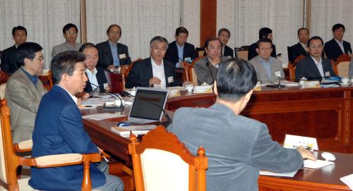 노무현 정부 시절 국가재정전략회의 모습 / 문화체육관광부 제공