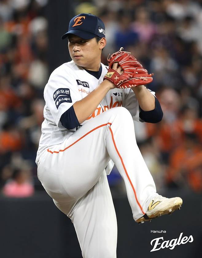 한화 이글스 투수 김기중 /&nbsp;대전한화생명볼파크에서 2506211 대전 vs 두산전 홈경기 중 투구를 하고 있다.