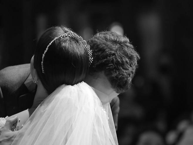 임현주·다니엘 튜더 부부. 본인 제공