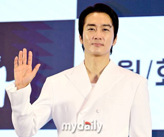 송승헌이 골프장에서 황당한 사건을 겪었다. / 마이데일리 DB