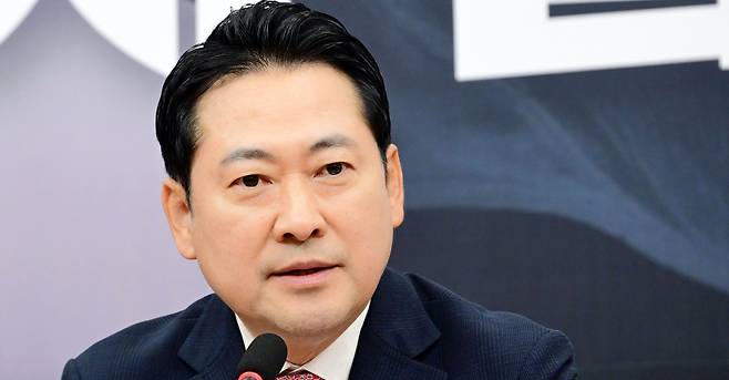 장동혁 국민의힘 대표가 28일 오전 서울 여의도 국회에서 열린 최고위원회의에 참석해 모두발언하고 있다. 이상섭 기자