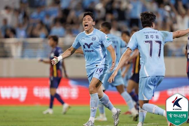 [서울=뉴시스]K리그1 대구 박대훈 멀티골. (사진=한국프로축구연맹 제공)
