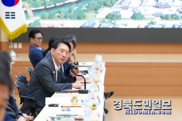 경주시와 정책간담회서 발언하는 김석기 국회의원.