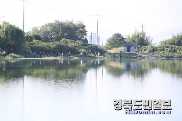 2025 생태계교란영천 유해외래어종 잡기대회 참가자들