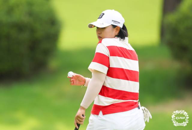 우승을 차지한 신다인. 사진 제공=KLPGA