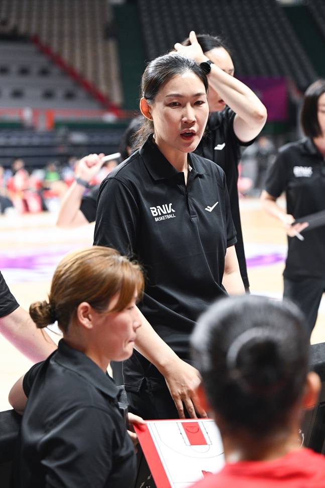 BNK 박정은 감독. /사진=WKBL 제공