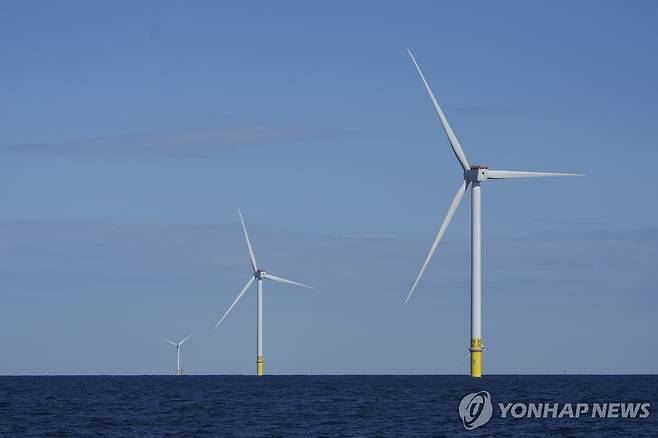 미국 로드아일랜드 연안의 풍력발전기 [AP 연합뉴스 자료사진. 재판매 및 DB 금지]