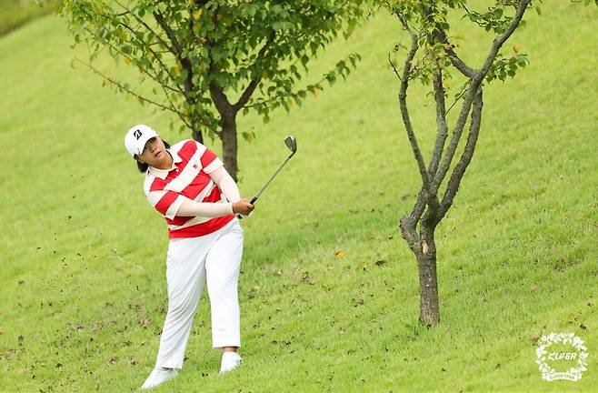 아이언샷 날리는 신다인 [KLPGA 투어 제공. 재배포 및 DB 금지]