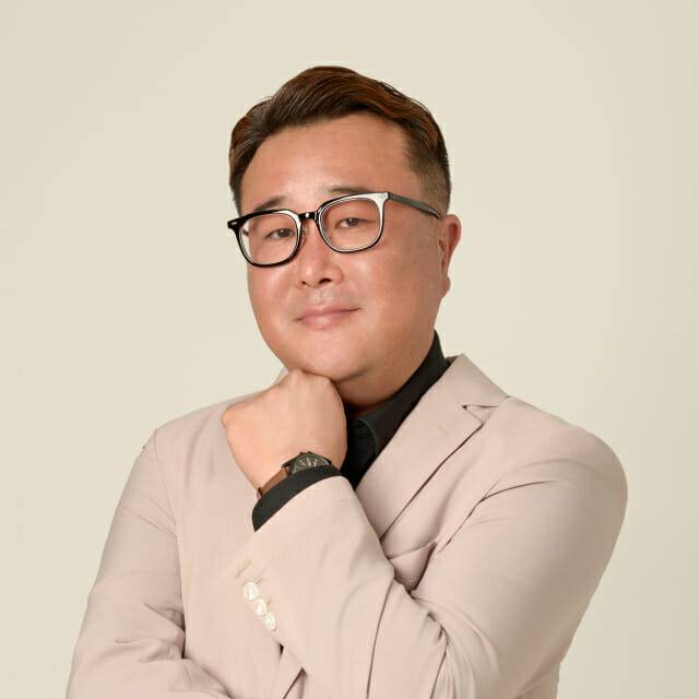 이창근 헤리티지랩 소장ㆍ예술경영학박사 (미디어아트 디렉터 & 예술-기술 칼럼니스트).