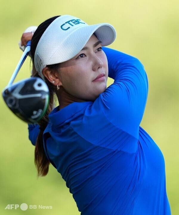 2025년 미국여자프로골프(LPGA) 투어 FM 챔피언십 우승을 차지한 중국의 루키 미란다 왕이 최종라운드에서 경기하는 모습이다. 사진제공=ⓒAFPBBNews = News1 (사진을 무단으로 사용하지 마십시오