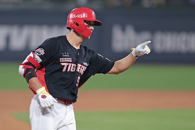 31일 수원 KT전에서 시즌 100안타를 홈런으로 장식한 오선우. KIA 제공
