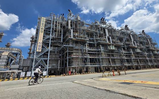 8월 21일 전남 여수시 여천NCC 제3공장이 가동을 중단한 모습. 연산 48만톤(t) 규모의 에틸렌을 생산하던 설비로, 최근 가동이 중단된 상태다. 여수=김수민 기자 kim.sumin2@joongang.co.kr