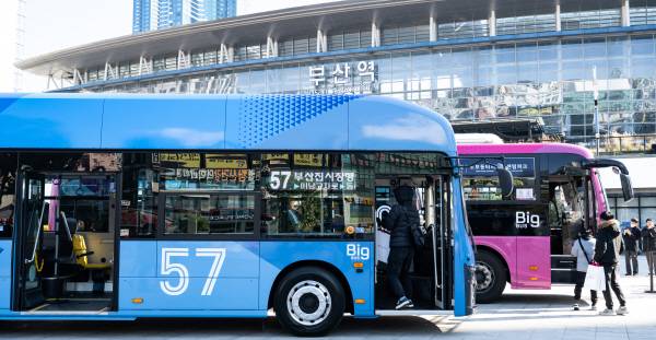 부산 시내버스. 국제신문 DB