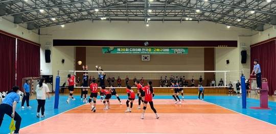 1일 수일여중-월평중 [한국중고배구연맹 제공]
