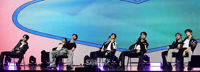 제로베이스원. 사진ㅣ강영국 기자