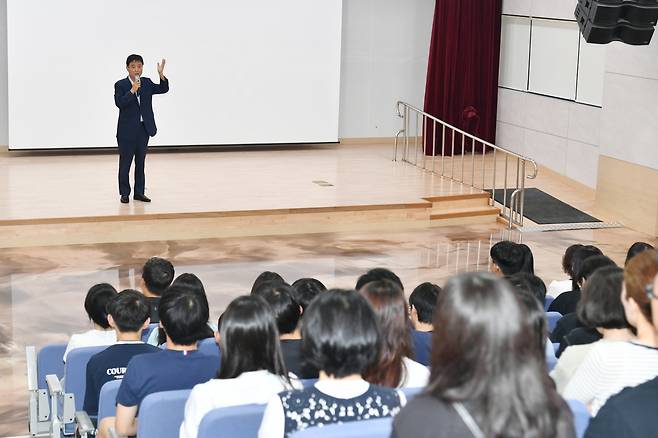 화천군, 청소년 해외 배낭연수 결과 보고회 [화천군 제공.재판매 및 DB 금지]