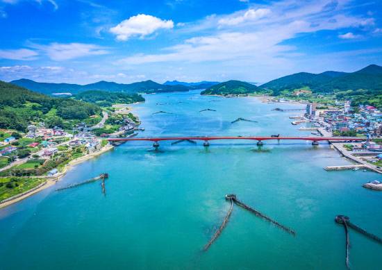 남해 지족해협 죽방렴.