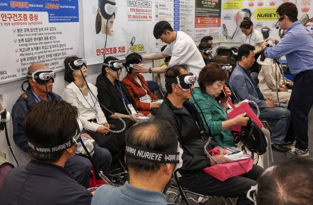 글로벌헬스케어위크와 부산국제의료관광컨벤션, 시민건강박람회가 올해 처음으로 통합 개막식을 갖고 시민들에게 일제히 공개된다. 지난해 글로벌헬스케어위크 행사 모습. 부산일보DB