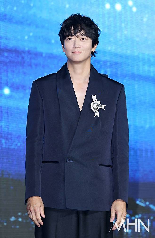 배우 강동원