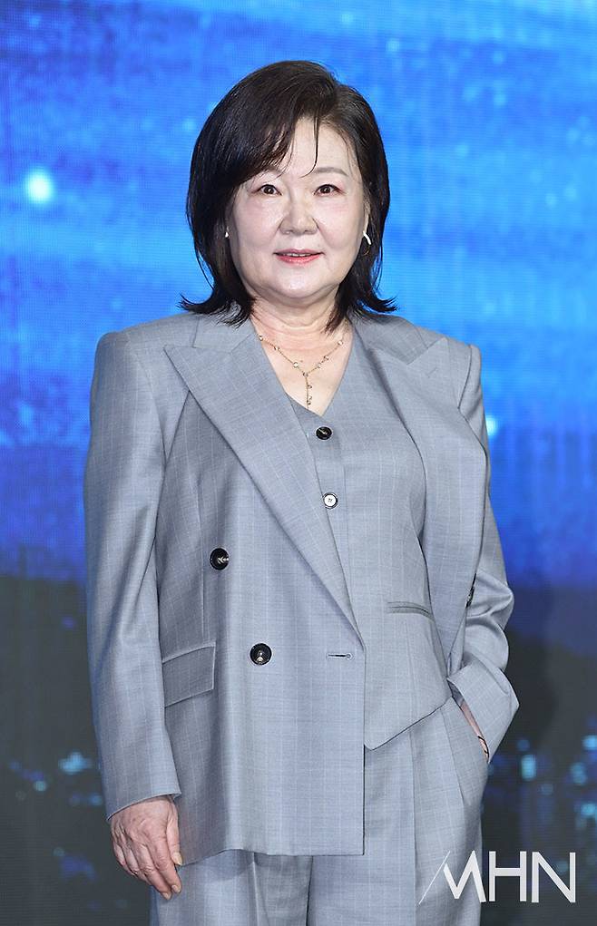 배우 김해숙