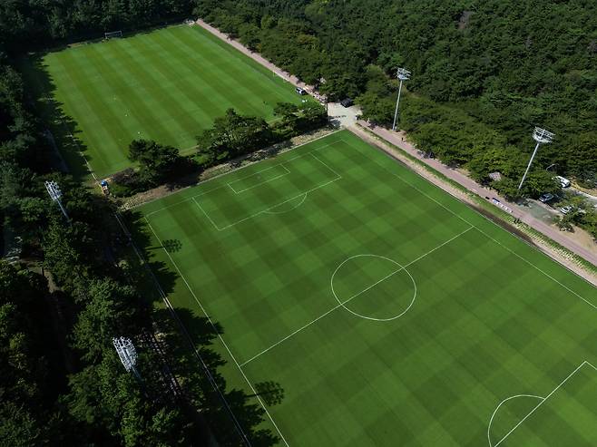 울산강동구장/ K리그1/ 울산HDFC/ 잔디 시찰 및 훈련/ 전경/ 사진 김정수