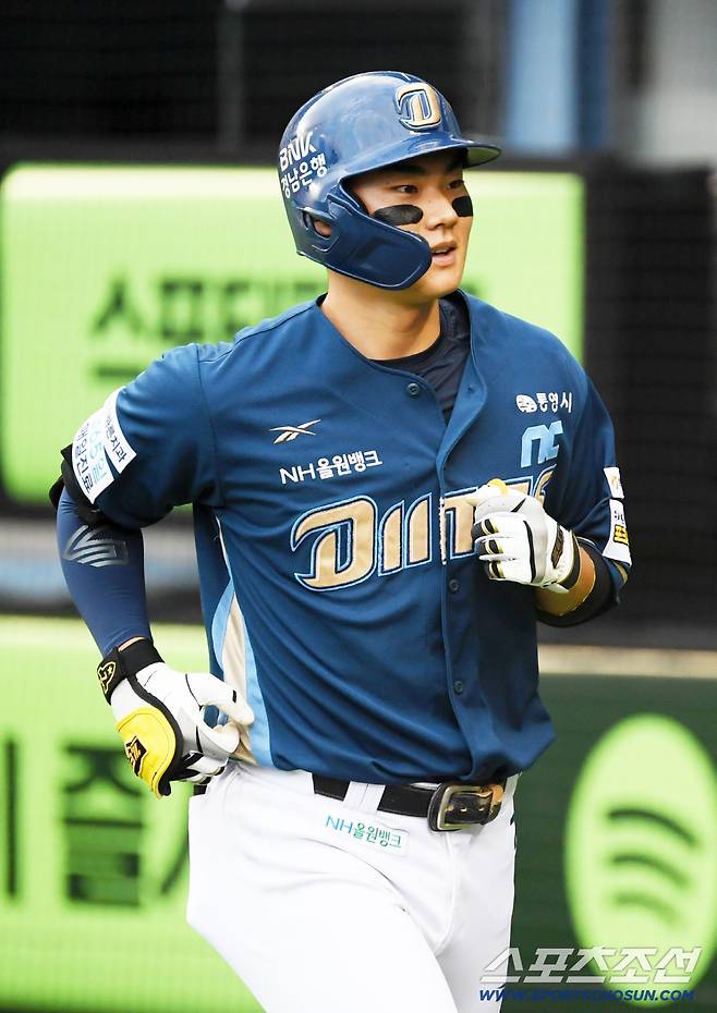 김주원은 올해 유격수 골든글러브 유력 후보로 꼽힌다. 잠실=박재만 기자 pjm@sportschosun.com/2025.08.14/