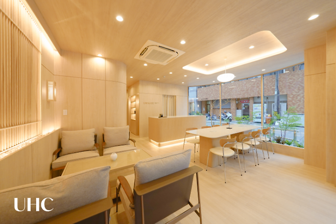 유에이치 스위트 난바 스테이션 더 스파