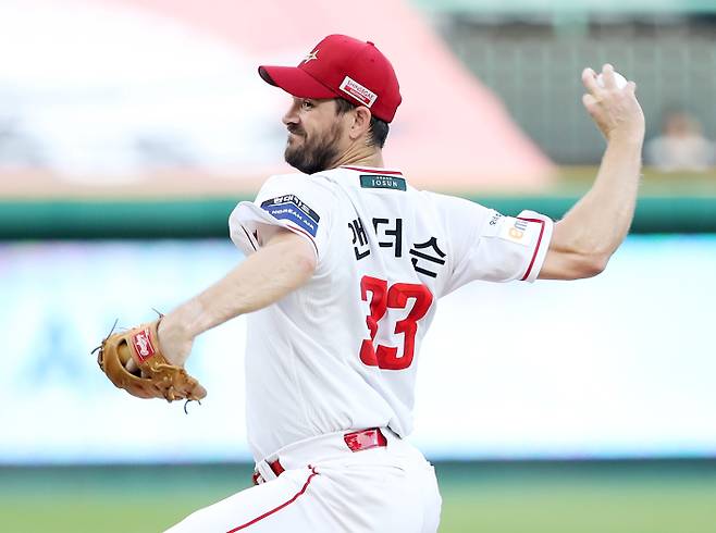 2일 인천 키움전에서 투구하는 드류 앤더슨의 모습. SSG 제공