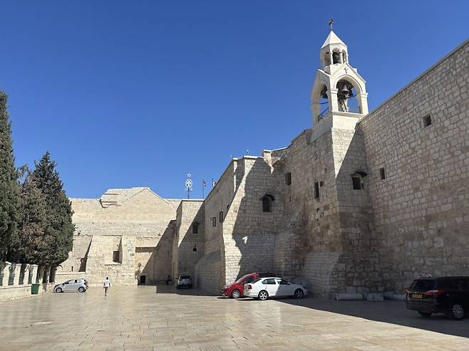 예수탄생기념교회 전경.